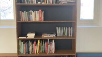 Boekenkast1-300x400